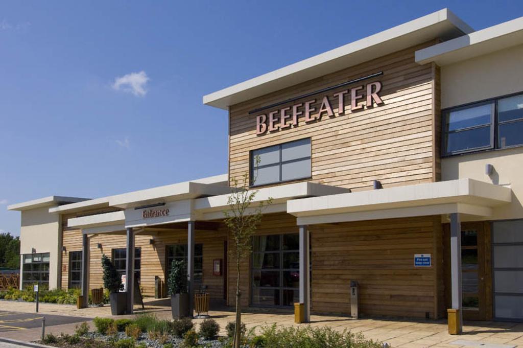 Premier Inn Ashford - Eureka Park Exterior photo